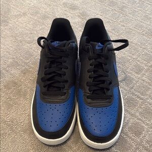 Nike Men's Black and Blue Sneakers